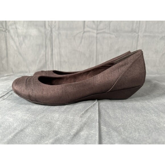Rocket Dog Wedge Pumps Women's 10 M Brown Pleated Casual Slip On Shoes - Picture 1 of 9